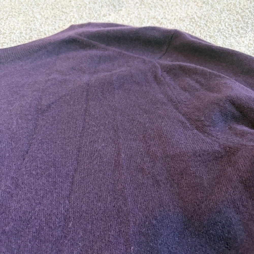 Vince Cashmere Sweater Mens‎ 2XL XXL Purple V Neck Quiet Luxury Minimalist